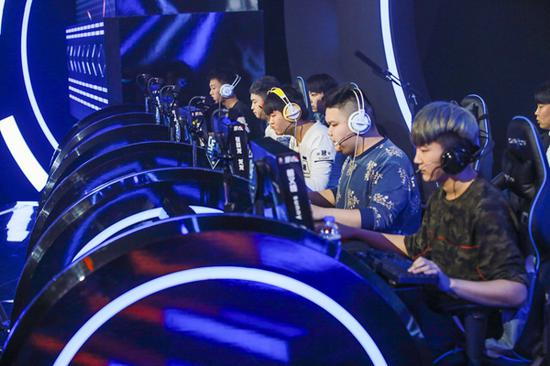 降級(jí)不可怕！江東弟子多才俊，卷土重來(lái)定可知