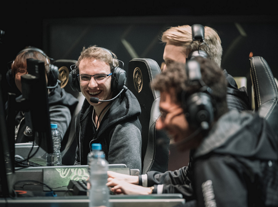 TSM優勢慘遭翻盤，G2拖贏比賽尚存出線可能