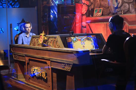 爐石傳說中歐對抗賽落幕 中國選手OMXHope奪冠