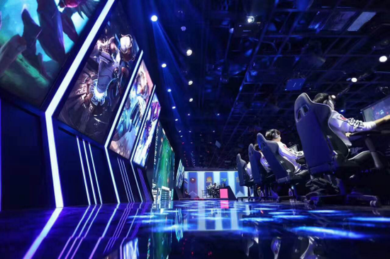 2017年LPL春季賽群雄并起 ZOWIE GEAR常伴左右