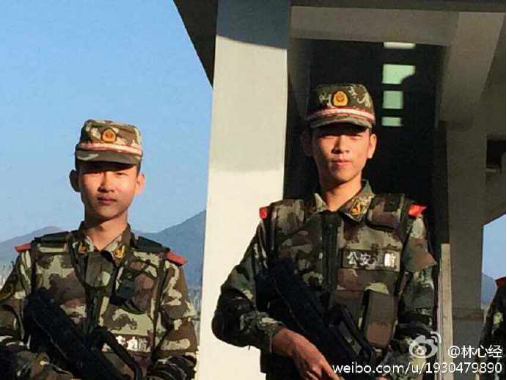 兵長大大當(dāng)兵時候的照片