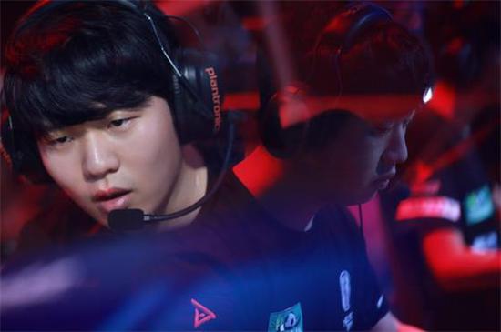 德瑪西亞杯：WE慘遭IG吊打 止步八強