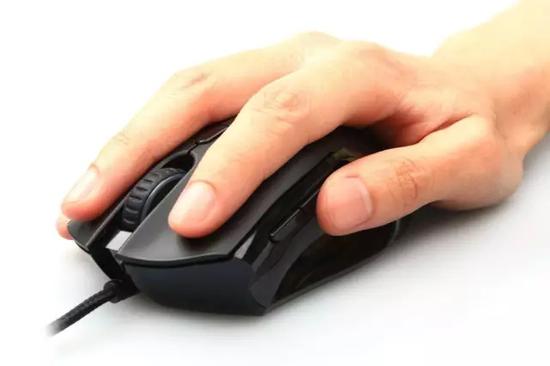 電競業急速發展背后的暗角 從外掛到藥物濫用