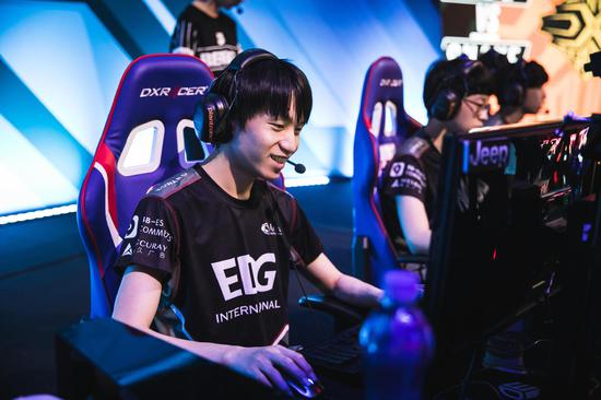 ESPN全球LOL戰力榜：WE沖進前五，OMG首進前十