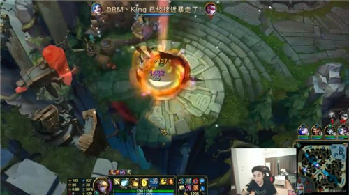 虎牙直播蛇哥EZ的大招流有多強?滿血VN慘死家中