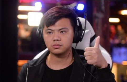 “小孩”參戰亞室武會 他能再次揮舞起國旗嗎？