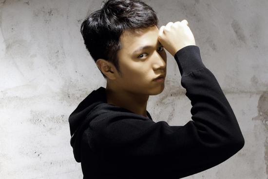 對面都要叫爸爸！劍仙與明星組隊就是這么強