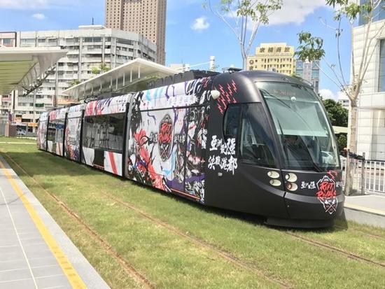 迎接LOL洲際賽？臺灣高雄洲際賽主題輕軌上線