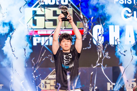 什么時候能看到soO捧起獎杯呢