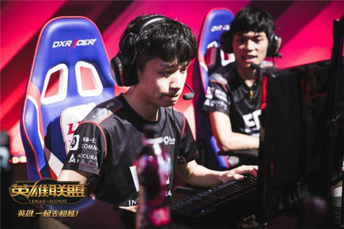 英雄聯盟洲際賽戰隊出征 虎牙直播7月6日揭幕首戰