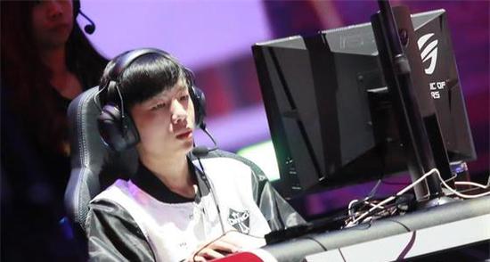 外戰無敵！OMG泉水團滅MVP迎來LPL首勝！