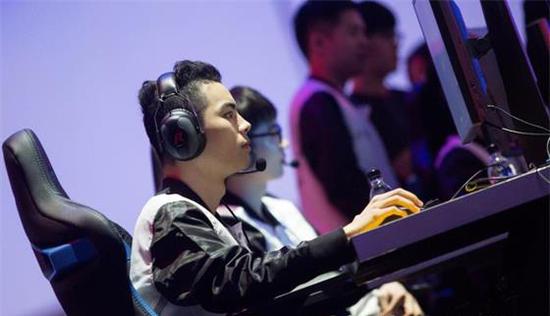 外戰無敵！OMG泉水團滅MVP迎來LPL首勝！