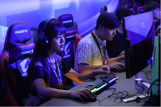 傲視群英 技嘉科技AORUS品牌發布會在京圓滿落幕