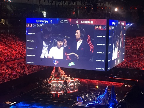 觸手直播帶你看KPL豪強大戰(zhàn) QG4：0零封AG奪冠