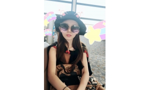 玩跨界就服昔日斗魚TV主播周二珂 華麗變身內地