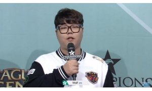 SKT 輔助Wolf：夏季賽像是，漫畫情節很有意思 S