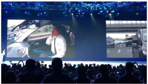 科技早聞:李彥宏談無人駕駛“違章”,導(dǎo)播的錯!