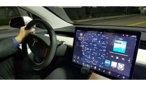 英偉達公布首款全自動駕駛汽車的計算機芯片 算