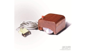 世界上的第一個鼠標長啥樣呢?竟然是個小木頭