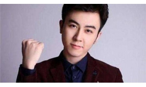 斗魚TV蛇哥爆料盧本偉開掛真實資料 粉絲數硬生