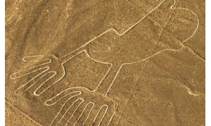 秘魯再添未解之謎 難道是衛(wèi)星人入侵地球的標(biāo)記