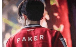 faker直播輸了,噴隊友“菜的像大師一樣”,扎心
