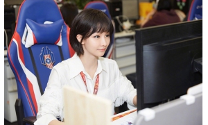 MISS再次霸氣回應(yīng)過(guò)氣，先拿十個(gè)冠軍杯再跟我說(shuō)