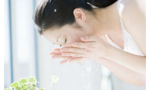 還鼻子一片白凈 黑頭儀有用嗎?