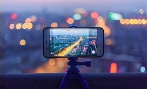 網絡直播野蠻生長的5年,泡沫破滅后嗨氏、囚徒