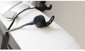 JEET耳機是不是炒作? 看看年度這十大高銷量的藍