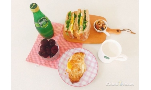 鐵路智能無人餐廳開張，解決旅客吃飯問題