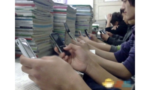 禁止孩子使用智能機是時代在倒退