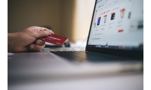 盤點(diǎn)2018電商之“十大榔頭” 餓了么和美團(tuán)外賣的