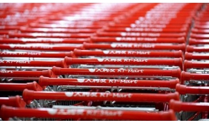 大潤發被馬云收購，創始人帶領高管離職，說出