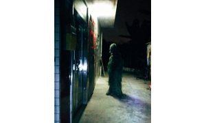 吃雞上癮有多奇葩?穿三級頭出門都太弱,吉利