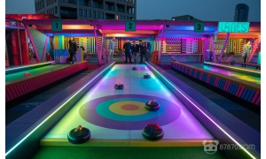 屋頂酒吧Roof East引入VR足球體驗 費用為每人5英鎊