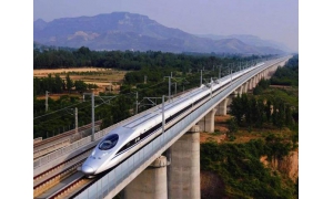 堅守亦是千里天路的最美身影