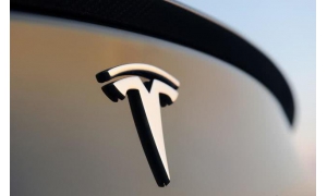 馬斯克:特斯拉將專注于增加電池生產(chǎn)能力和降