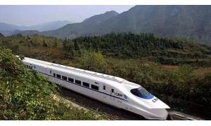 高鐵搭上無線“WiFi”，讓旅途中的你暢玩“互聯