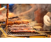 聚焦地攤經濟,合理對待“新寵”