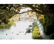 端午佳節“人從眾”，陸地龍舟助力忙