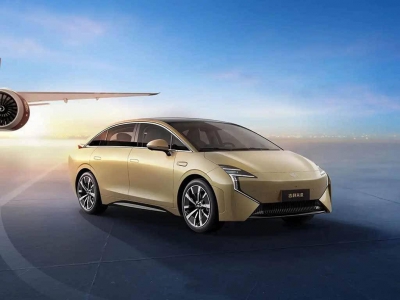 航空公司跨界造電車!吉祥AIR緊湊純電轎車上市