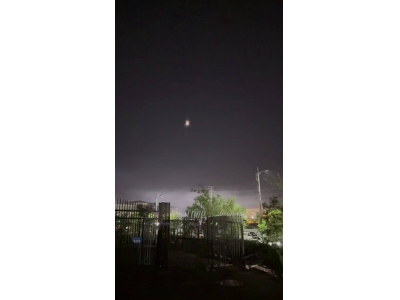 新疆夜空現神秘飛行物,實為SpaceX火箭鈍化照亮