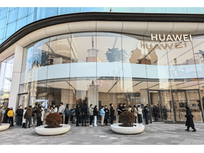 Mate 80系列引爆市場，華為憑硬核創新持續領跑中