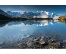 乘坐高鐵觀賞中國風貌