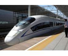 縮短火車票預(yù)售期是在拉長(zhǎng)防疫安全距離