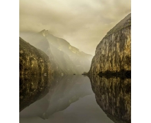 暑運開啟 客流回升啟新程