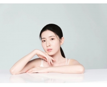 手機人造光源會不會傷害皮膚 手機藍光傷害皮膚