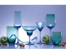 —般情況下使用下列哪種材質的飲水杯更健康 螞