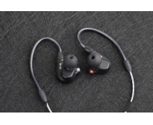 冰火兩重天 “落寞”的有線耳機(jī)還有多大生存空